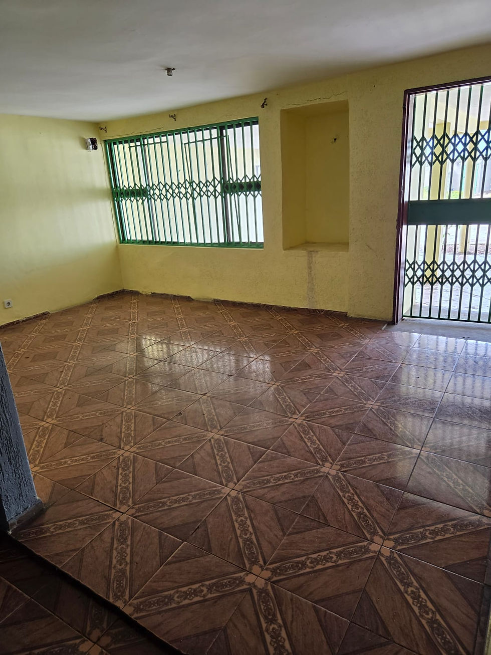 Miniatura: Casa a venda ZONA Albazine