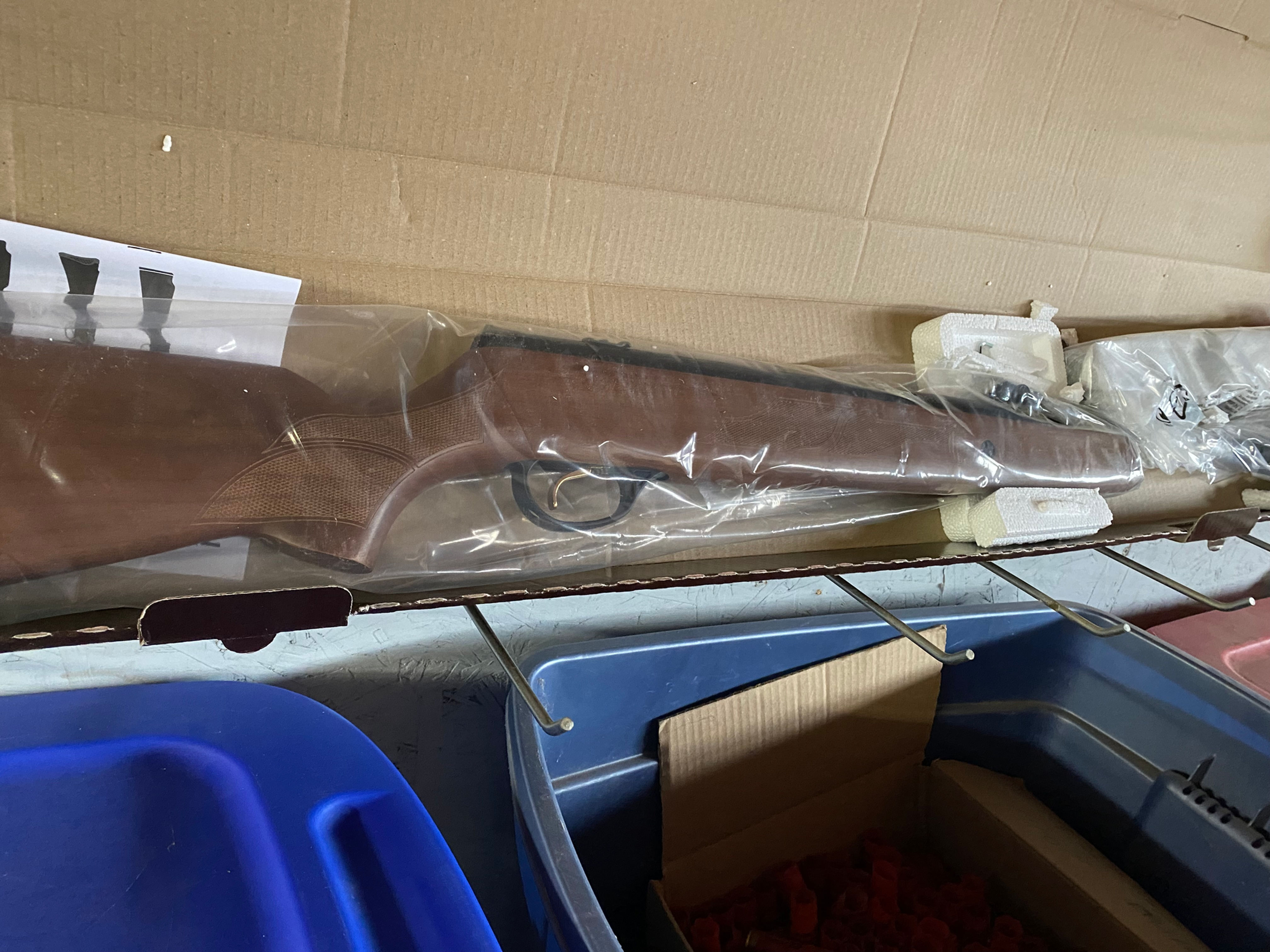 .25 cal Hatsan 95 with 3-9x32 scope