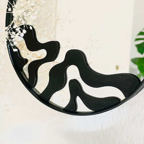 FLUCTUS - Miroir mural écoresponsable en bois et cuir recyclés, fabriqué à la main par Lucie Allard Design