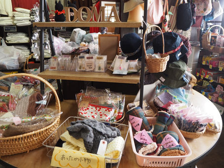 土間ショップ営業中