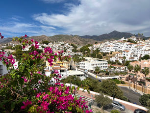 Discover Burriana: Nerja’s Perfect Blend of Beach Life and Stunning Views