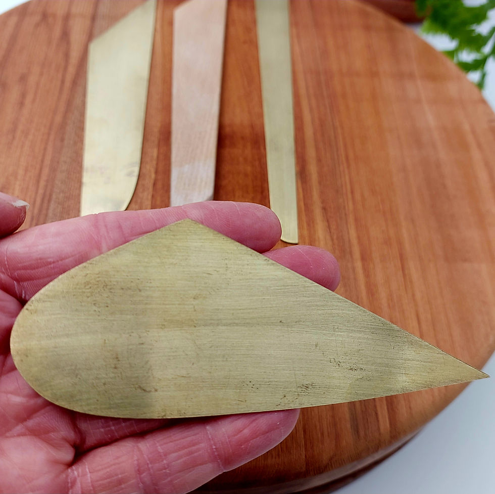 Thumbnail: Pottery Knife Brass