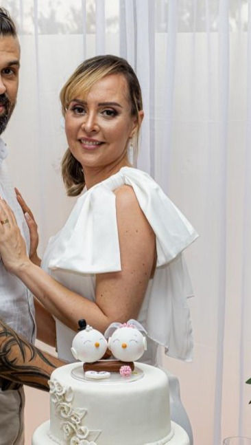 Thumbnail: Vestido de Noiva Ana Julia Moraes minimalista