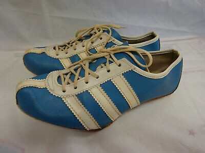 Photos of Adidas Avanti Spikes that I wore as a 10 year old.