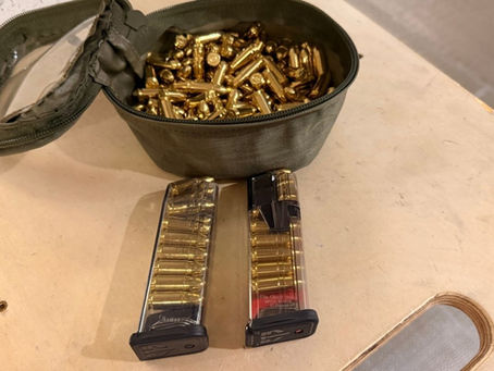 Elite Tactical Systems Glock Magazine im Vergleich: Clear Polymer vs. Omega