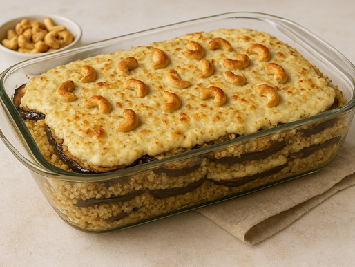 Lasagna de Berinjela e Quinoa com Molho de Castanhas