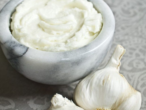 Molho de Alho Cremoso para o Churrasco