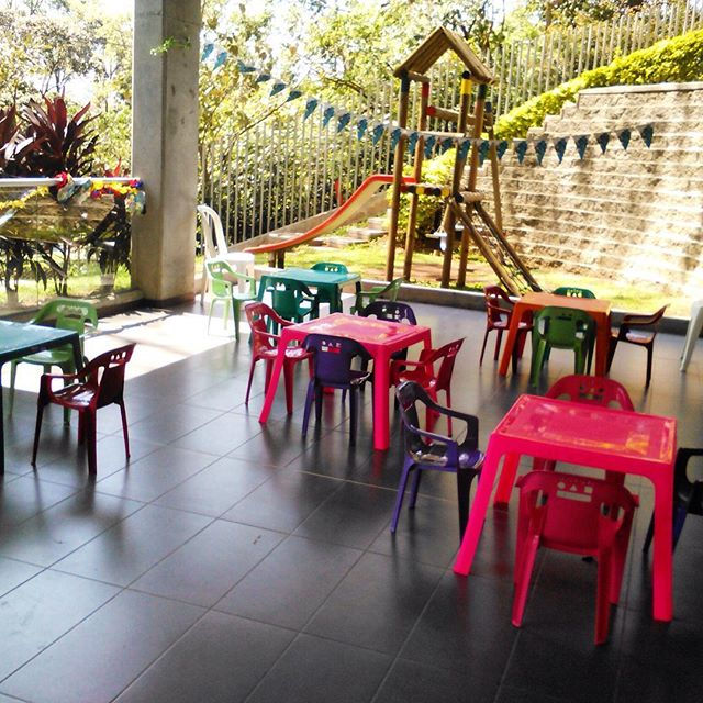 Mesas/sillas infantiles