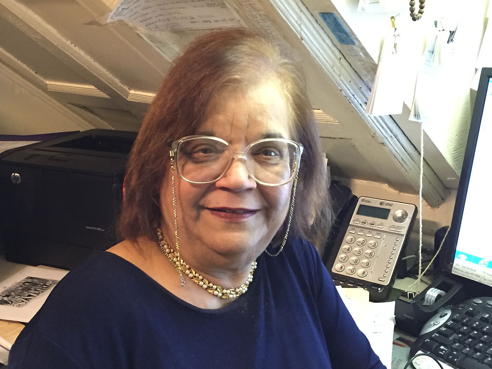 Najma Meah, Office Manager