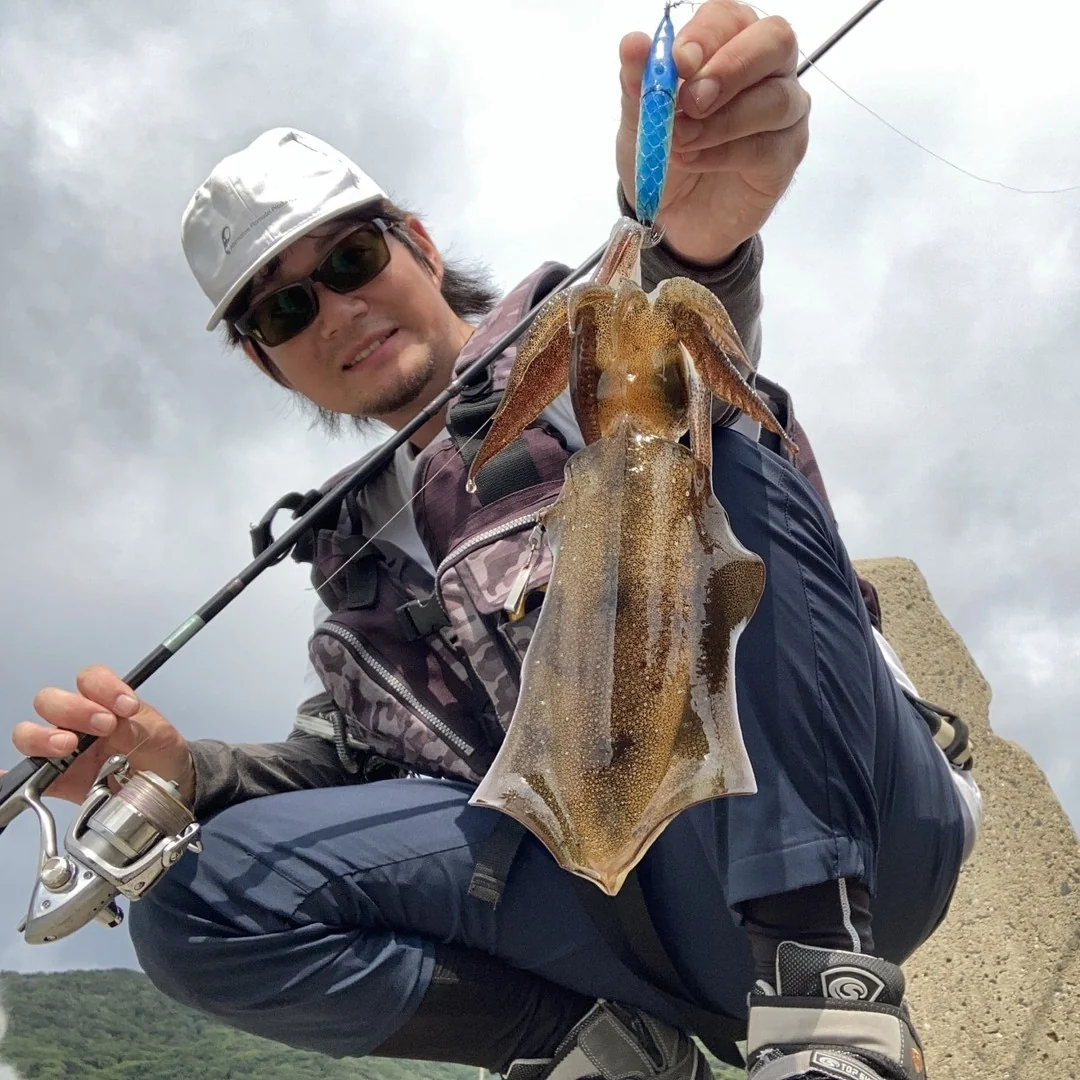 BUREIDROLL90でヒットしたアオリイカ