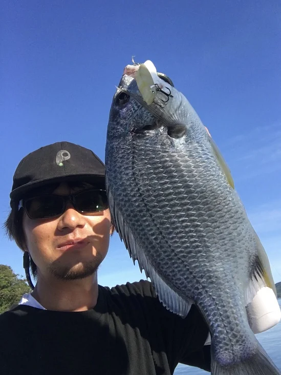 ボートにてSLIDEWIPER55Sで釣れた魚