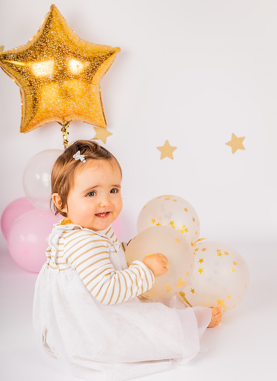 séance photo bébé anniversaireIsabelle Genebes photographe à Aucun 65 HAUTES PYRENEES