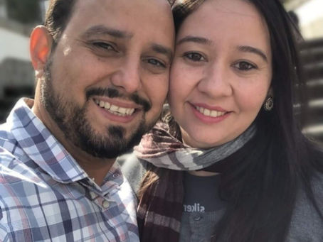 Meus amados amigos o empresário Joaquim Coelho e a contadora Lorena França comemoram bodas de Mafim