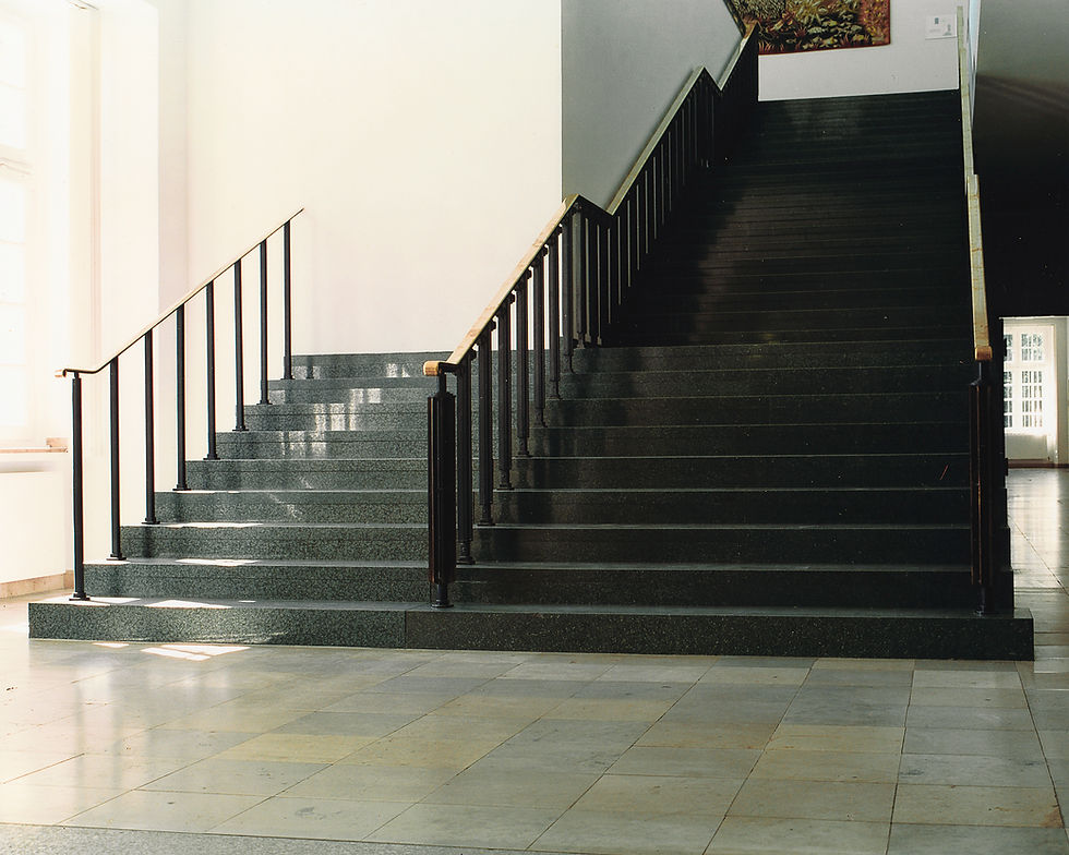 o.t. treppe-corr-hell.jpg
