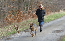 Birgit mit Kasha und Clooney