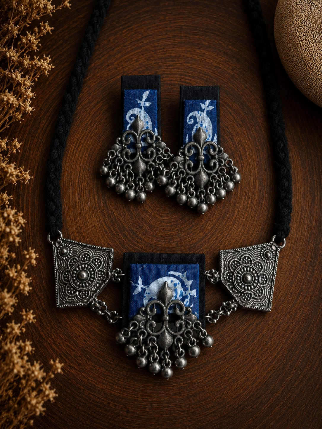 Manjari Handmade Necklace