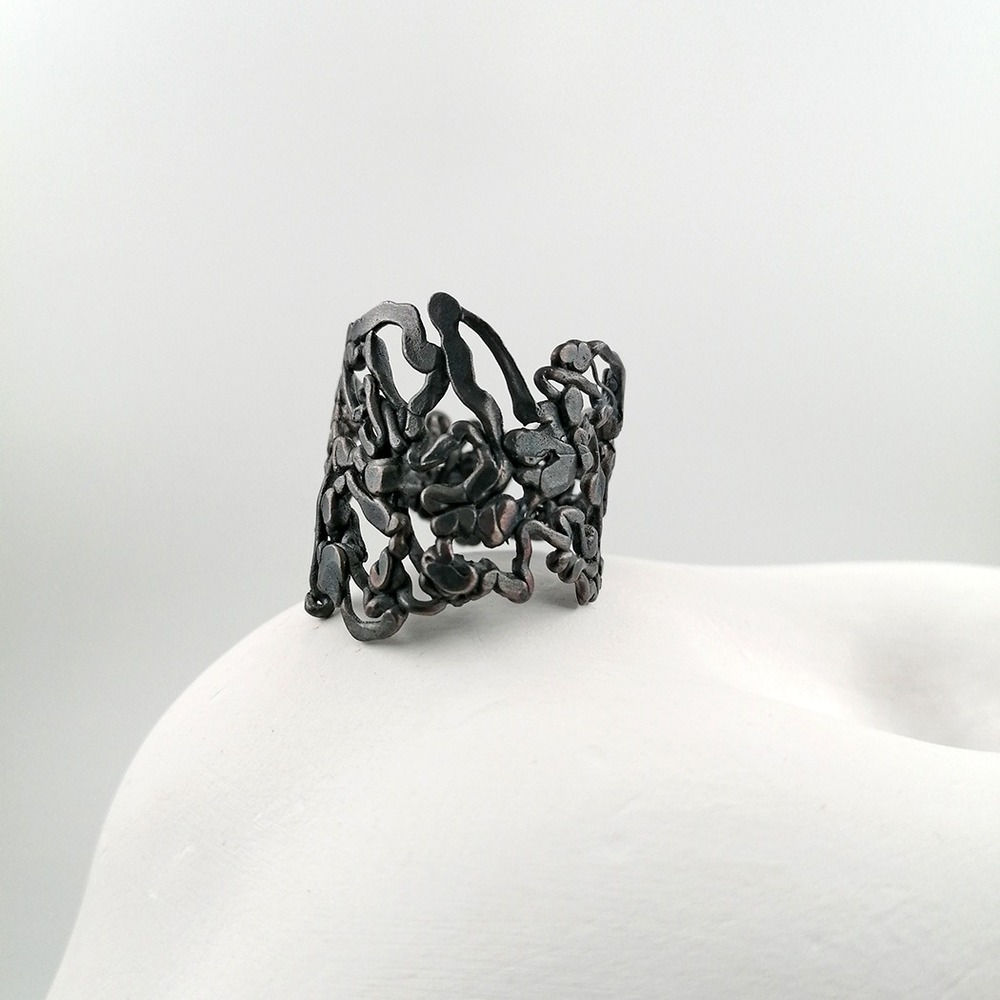 WANDERING LINE - Chaos Ring