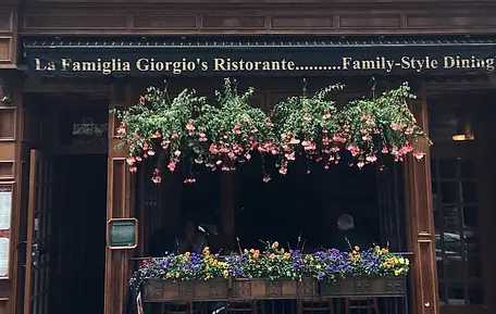 La Famiglia Giorgio’s