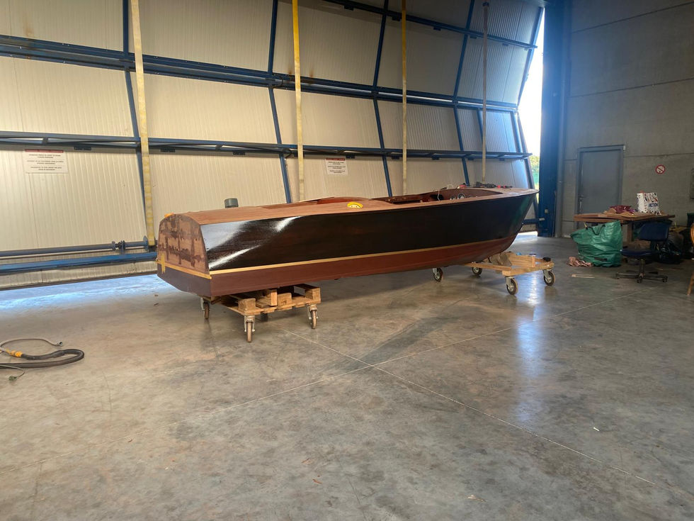 D-Empire Group Chris Craft Deluxe 1957