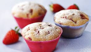 MUFFINS DE GELÉIA DE MORANGO