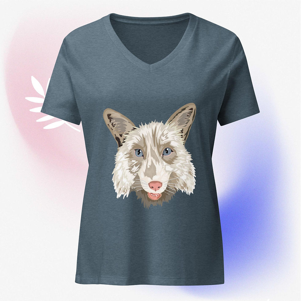 Thumbnail: Luna Women’s relaxed v-neck t-shirt