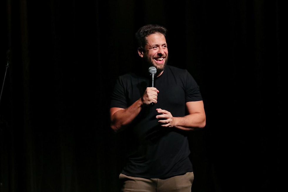 Maurício Meirelles estreia novo show de stand-up