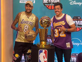 Um show a parte: Renato Albiani rouba a cena em live de Neymar