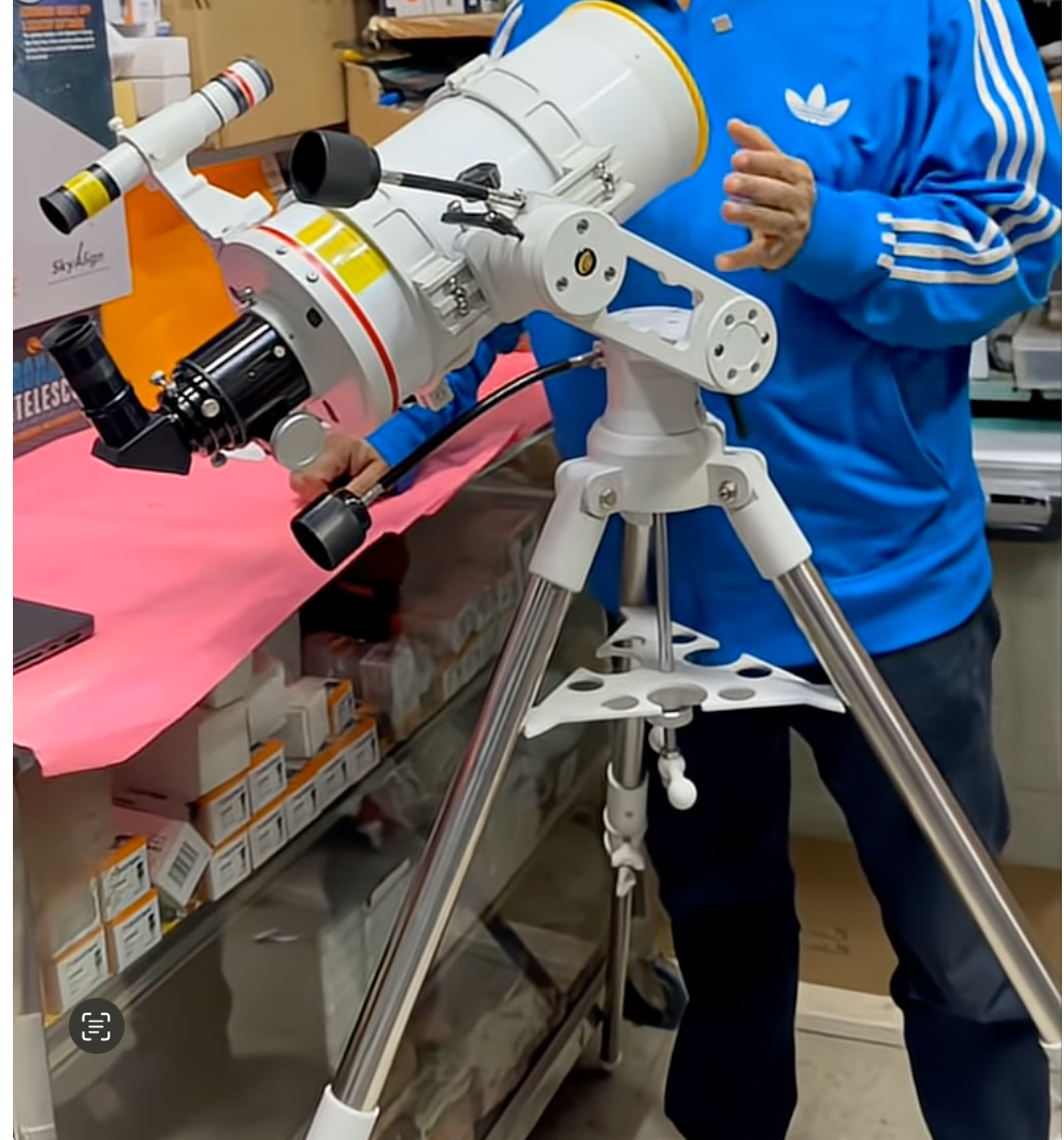 BRESSER Messier Maksutov 152/1900 OTA 6 inch with Bresser Exos 1/eq 4 mount