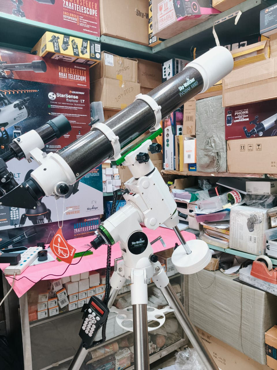 SkyWatcher HEQ5 – Fully Computerized GoTo SkyWatcher Pro 100 ED APO optical tube