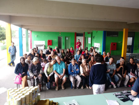 Entrega de Óculos e resultados  dos exames  Papa Nicolau.