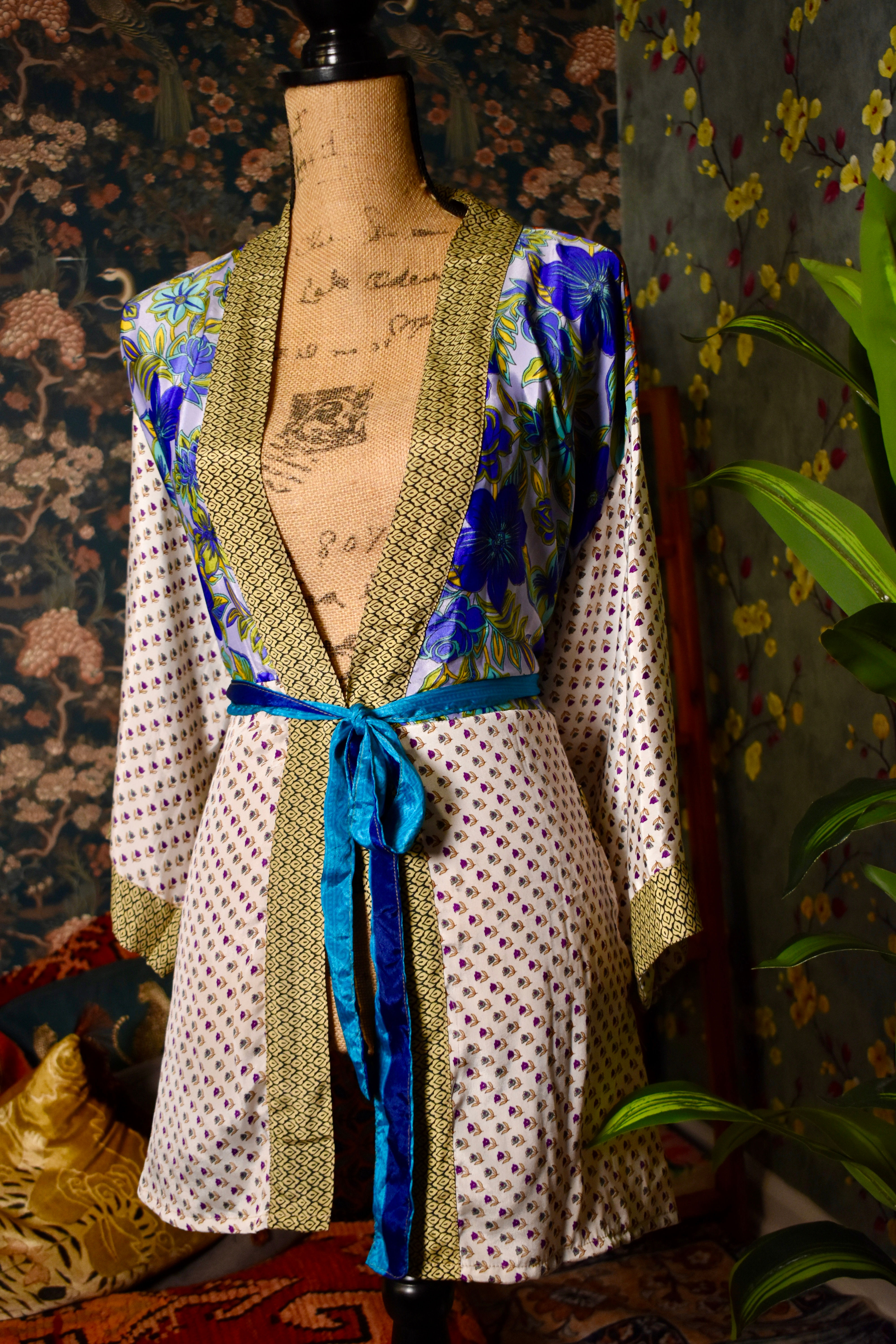 Queen Serene Robe