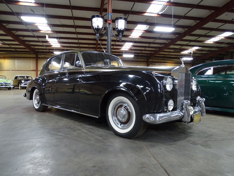 1957-rolls-royce-silver-cloud (5).jfif