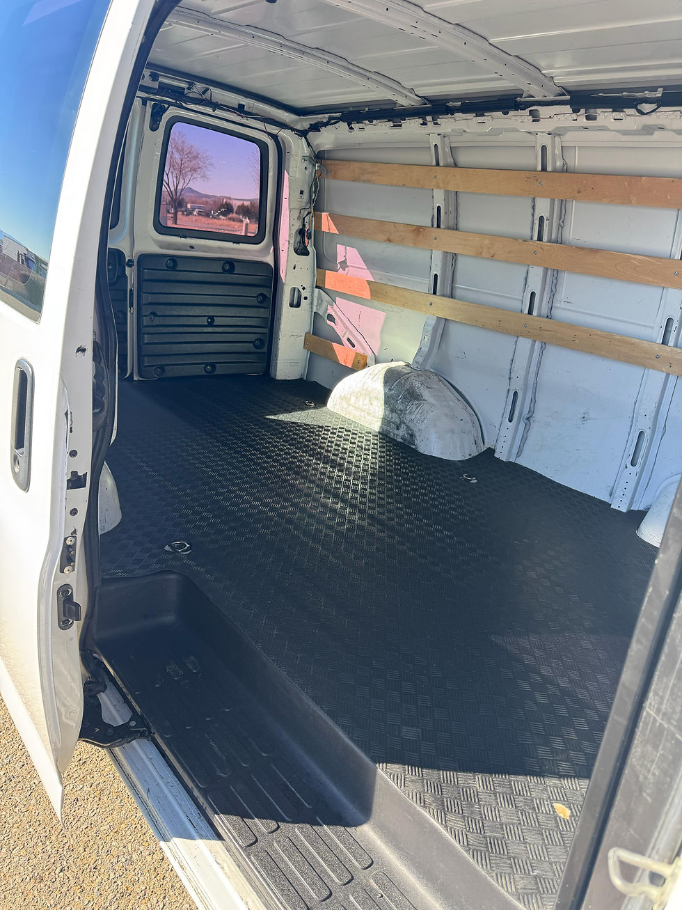 Thumbnail: 2019 Chevrolet Express 