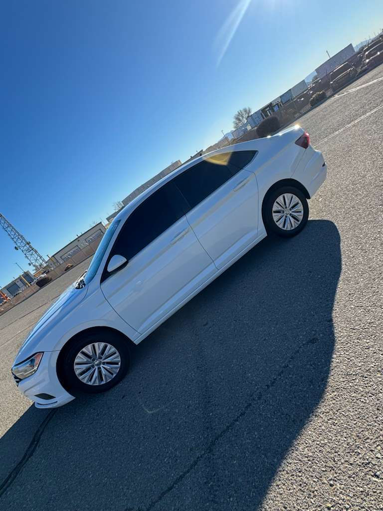 Thumbnail: 2019 Volkswagen Jetta