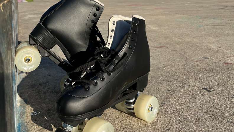 rollerskates_skatepark.png