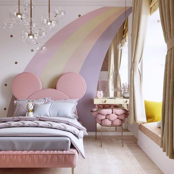 Minnie top mouse headboard