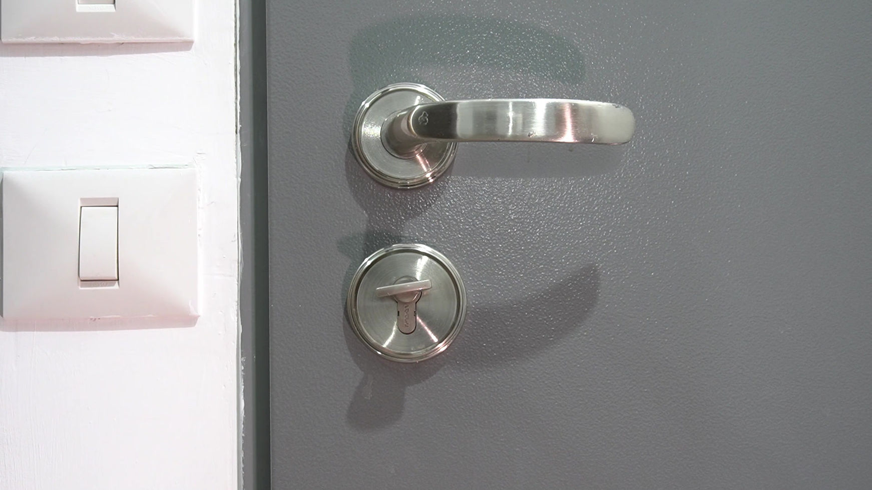 סרטון בו רואים שימוש של המוצר