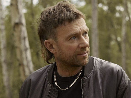 Damon Albarn esbanja de sua fonte criativa em 'The Nearer The Fountain, More Pure The Stream Flows'