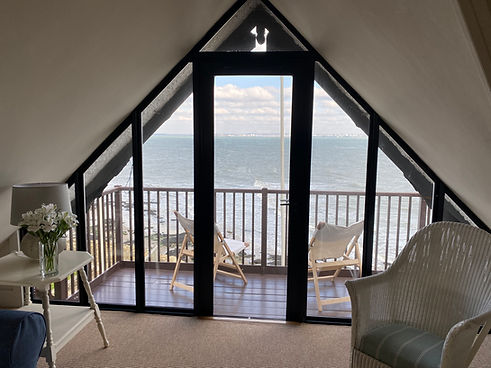 Crow's Nest looking out to the balcony.jpeg