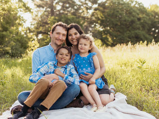 A Dreamy, Glowy Family Session at South Park in Pittsburgh