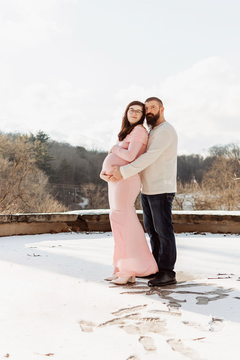 If you're taking outdoor photos in winter, make sure to bring a coat and hand warmers to warm up between shots.