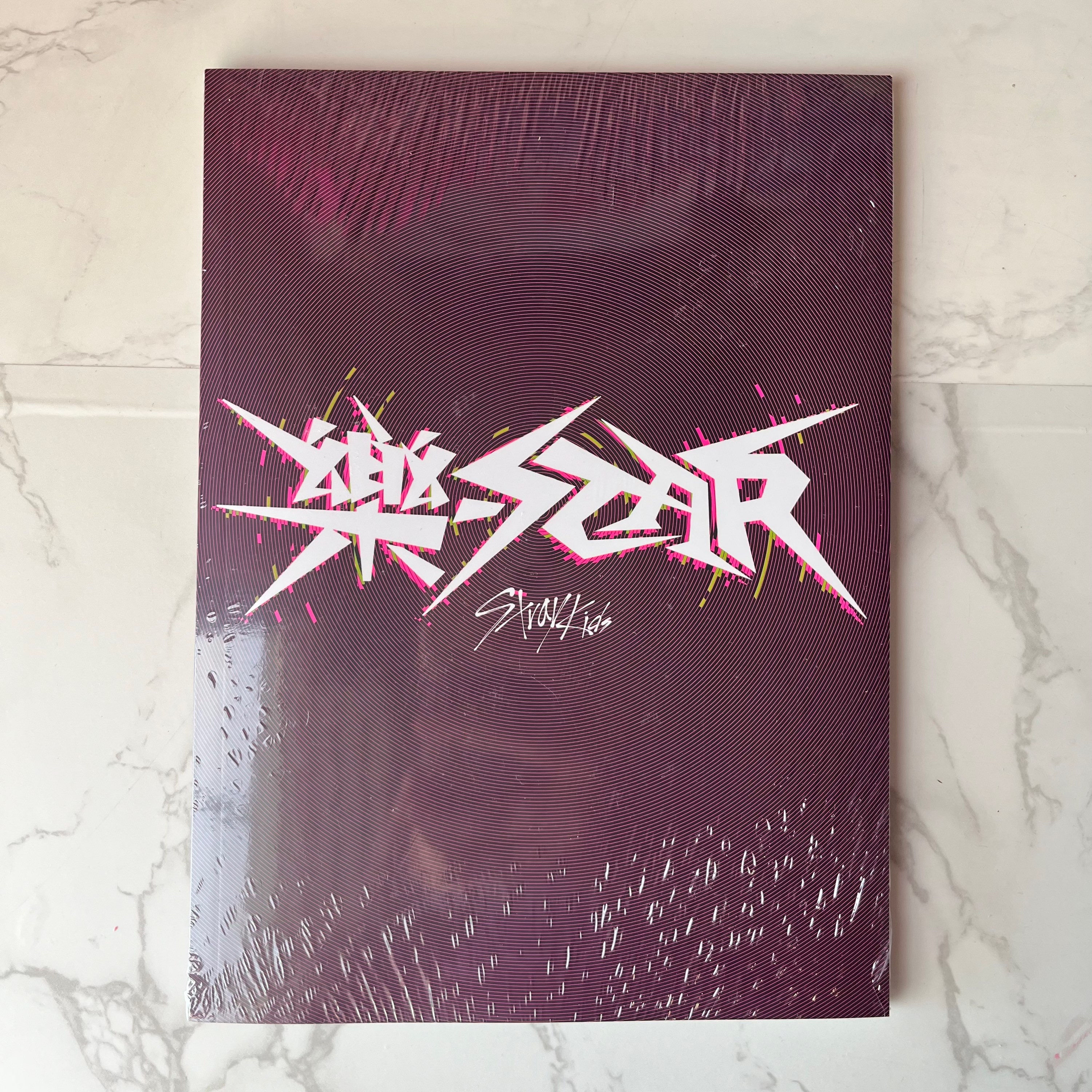 Stray Kids - Rock Star Versión Limitada