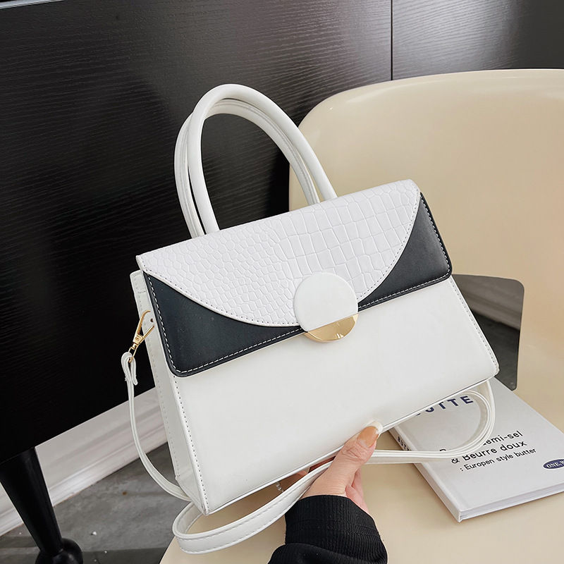 縮圖：Leather ins2023