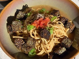 Creamy Vegan Ramen with Kimchi, Tempeh, Kombucha and Miso