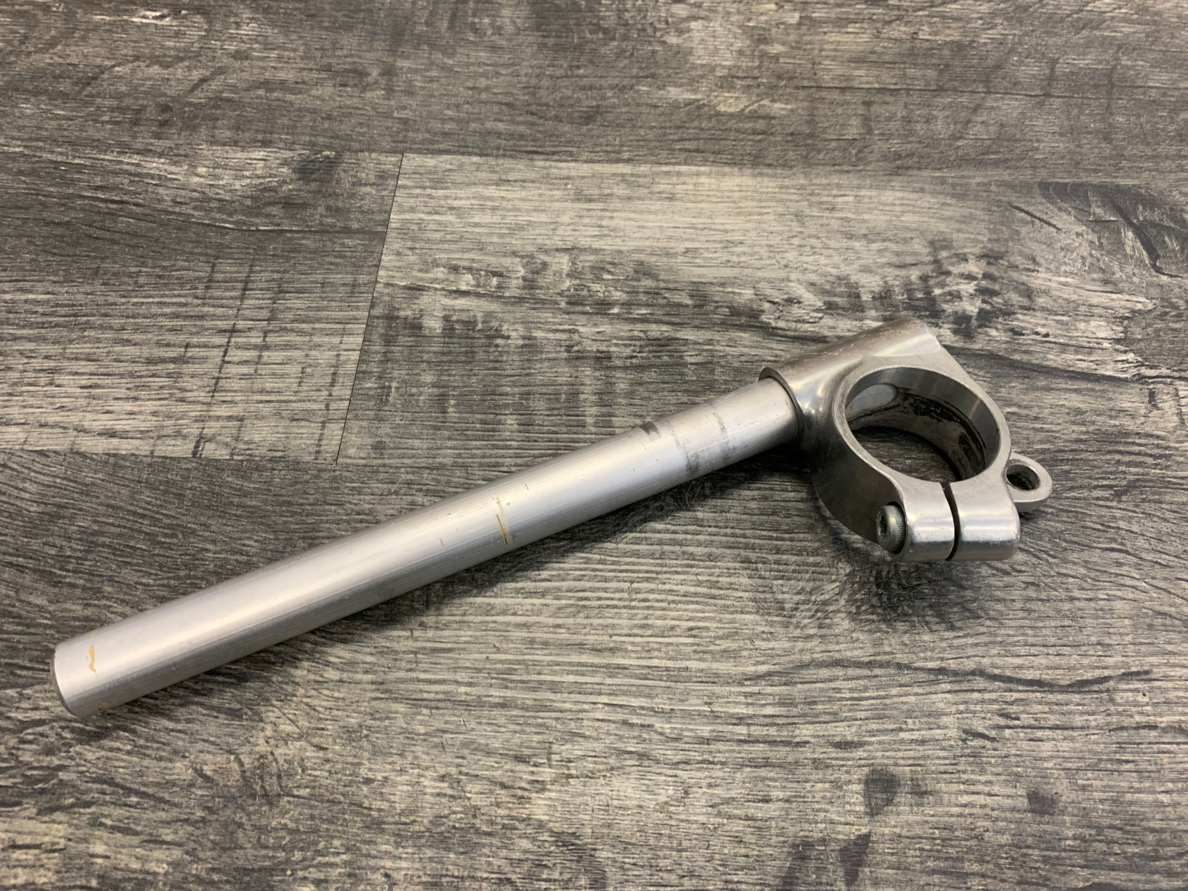 Kawasaki 1998 1999 ZX6R ZX6G Ninja Left Handlebar Holder Clamp Bar