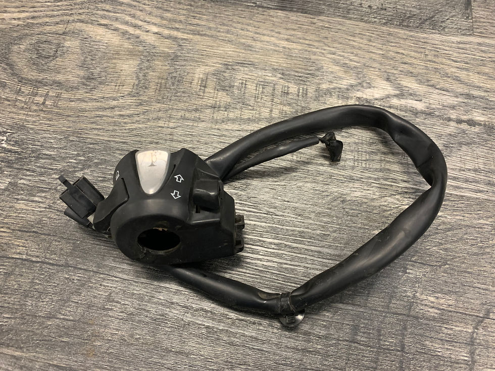 Honda 2015-2022 CBR300R OEM Left Handlebar Turn Signal Switch