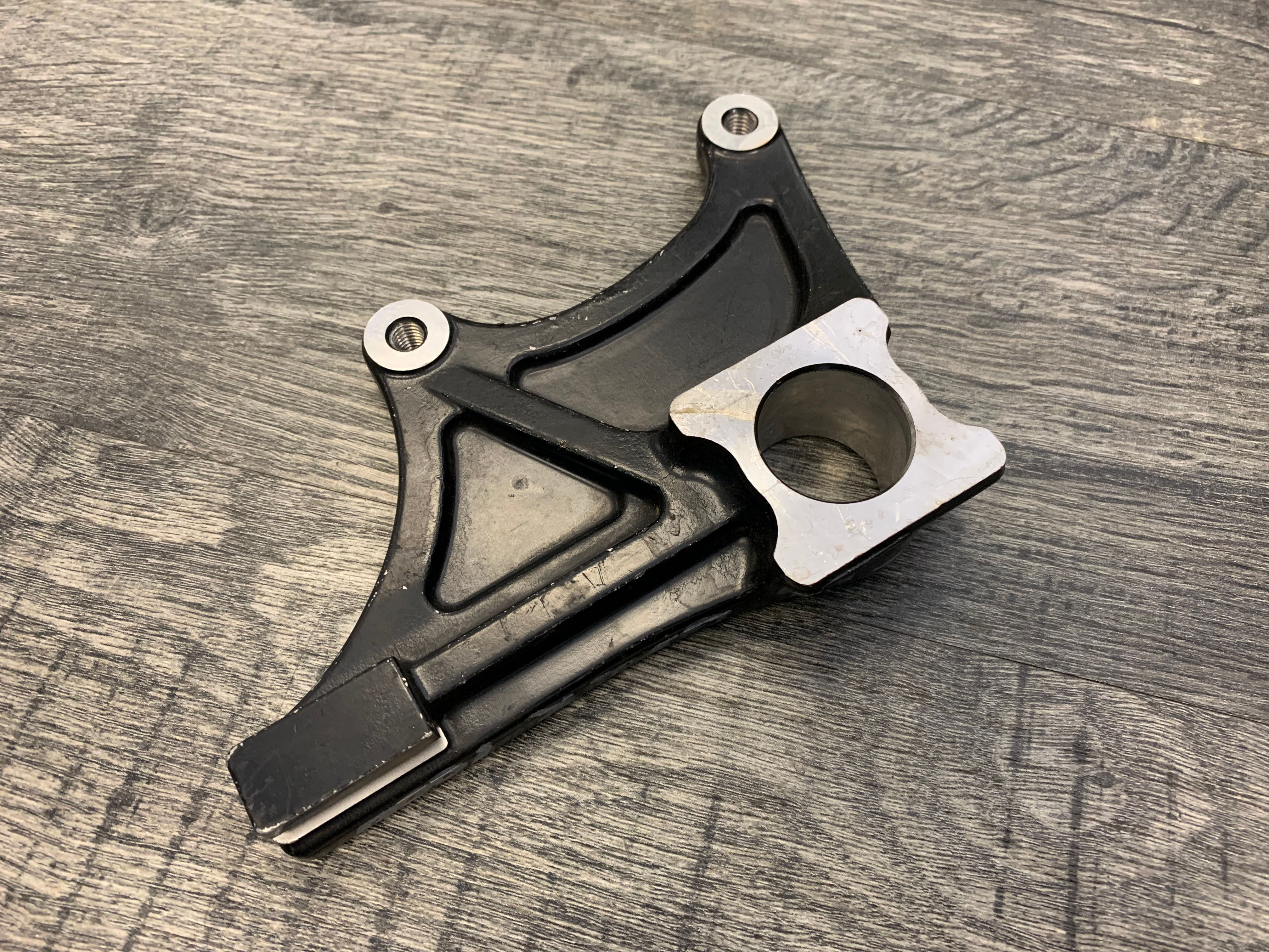 Suzuki 2005 2006 GSXR1000 OEM Rear Brake Caliper Bracket Mount Plate