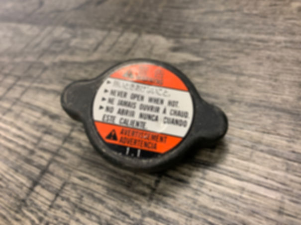 Suzuki GSXR1000 GSXR750 GSXR600 OEM Radiator Cap