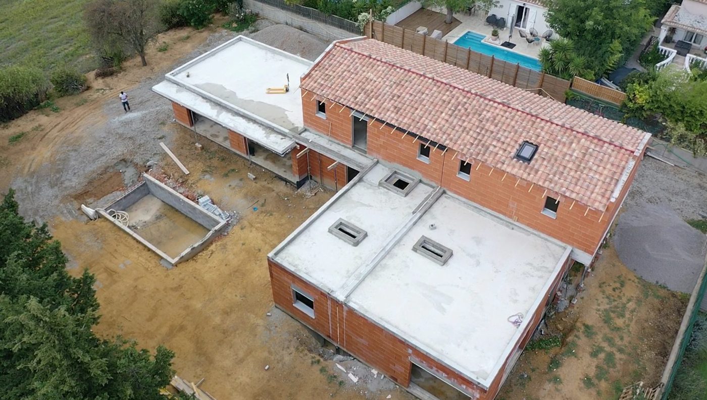 Livraison : La maison terminée, piscine comprise