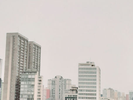 Aniversário de Curitiba, aos 327 anos.